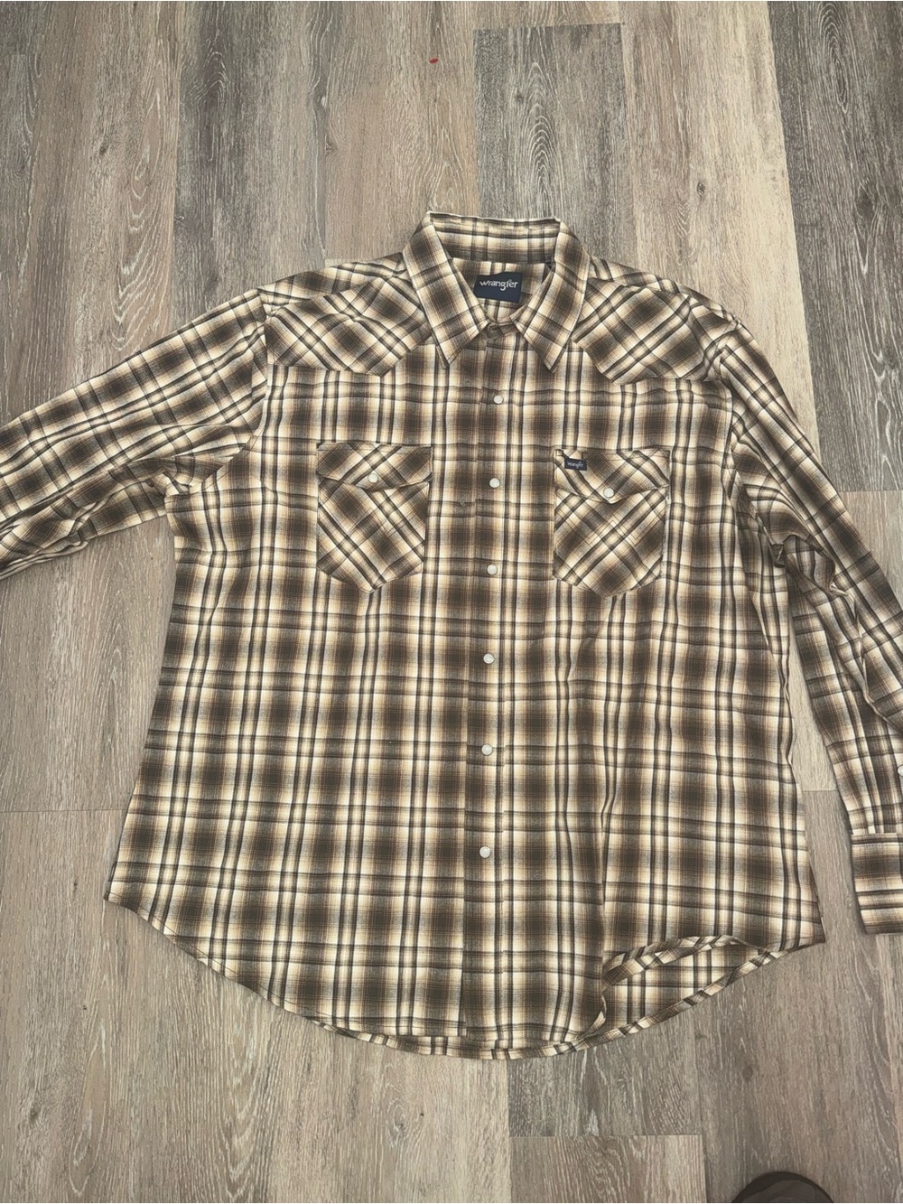 Wrangler Men's Brown and Cream Plaid Button-Down Shirt